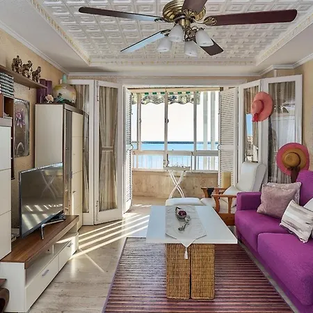 Mirando Al Mar * Torrevieja